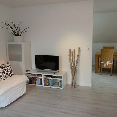 Helle 70 Qm Ferienwohnung Mit Herrlichem Blick Teningen Exterior photo