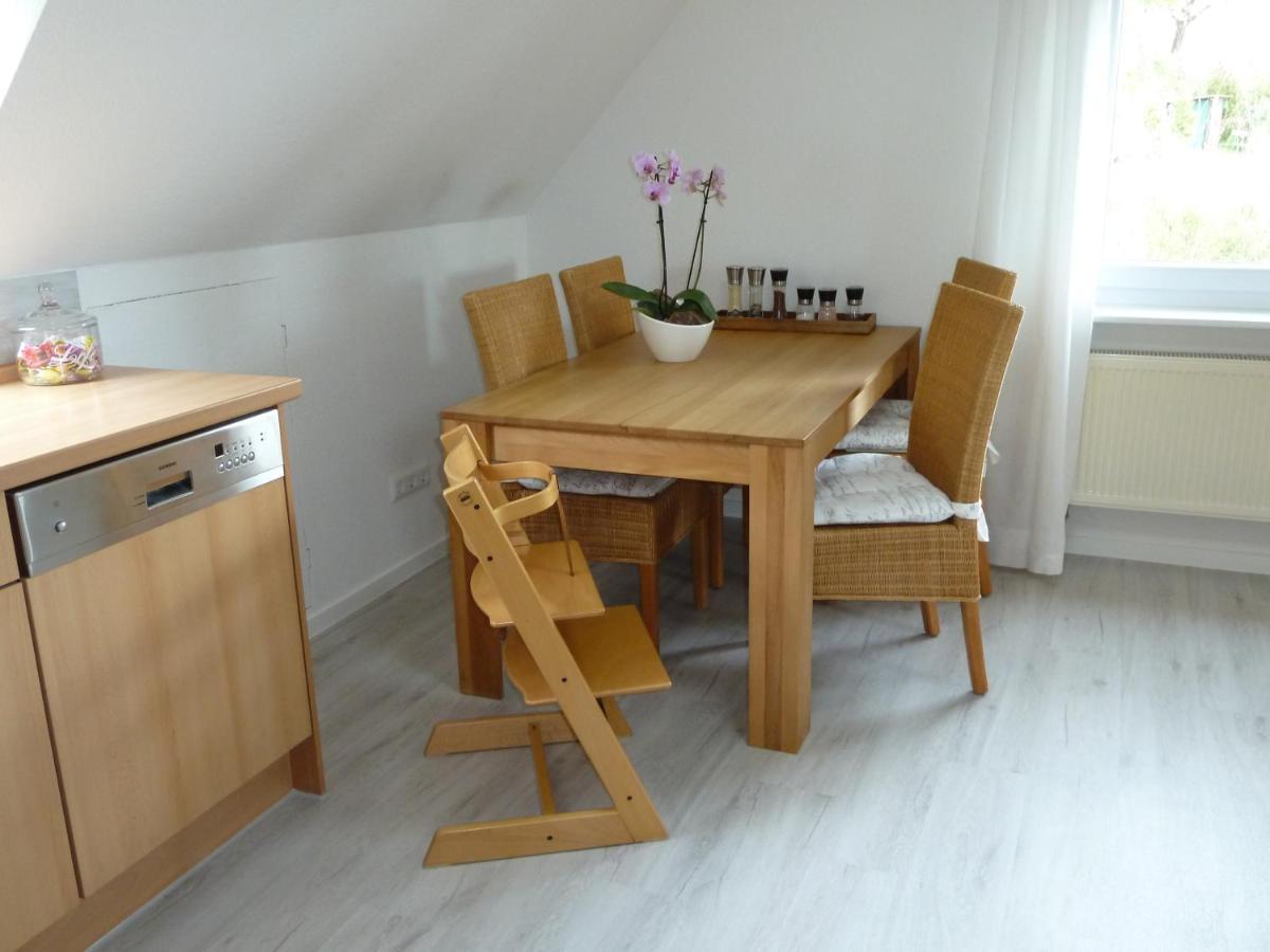 Helle 70 Qm Ferienwohnung Mit Herrlichem Blick Teningen Exterior photo